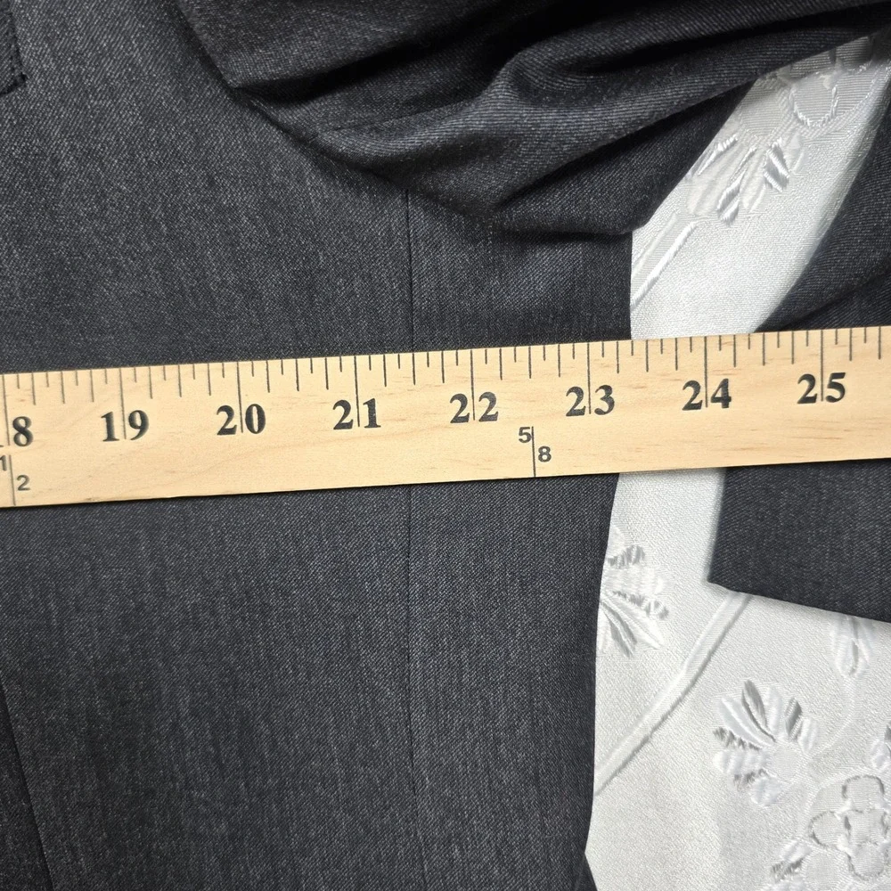 Jos A Bank Signature Suit 100% Wool Men Size 42 Traditional Fit Gray Pants 42x28